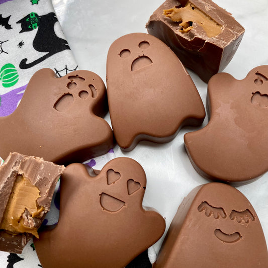 Biscoff Stuffed Ghost