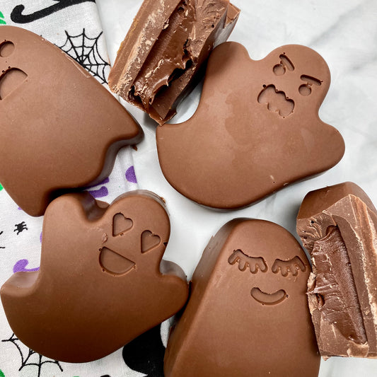 Nutella Stuffed Ghost